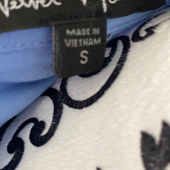 Shirt Dress with Pockets. - Picture 9 of 10